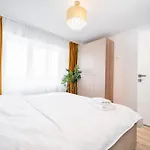 Feel The Paris With C&a - By Openhouse Apartament *
