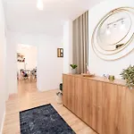 Feel The Paris With C&a - By Openhouse Apartament *