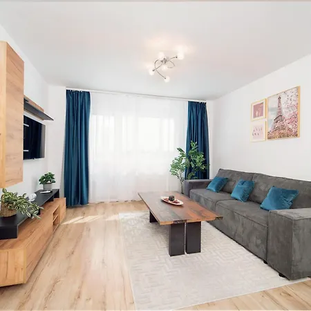 Feel The Paris With C&a - By Openhouse טימישוארה