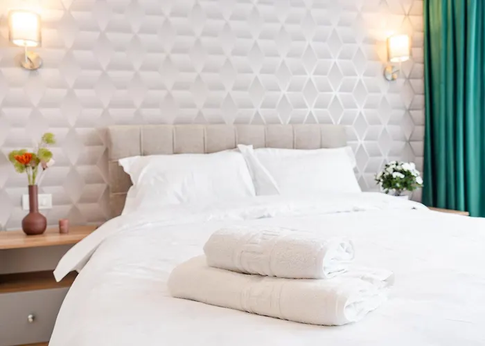 Apartament Feel The Paris With C&a - By Openhouse *