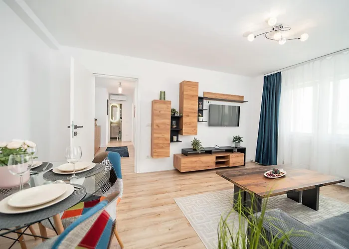 Feel The Paris With C&a - By Openhouse *