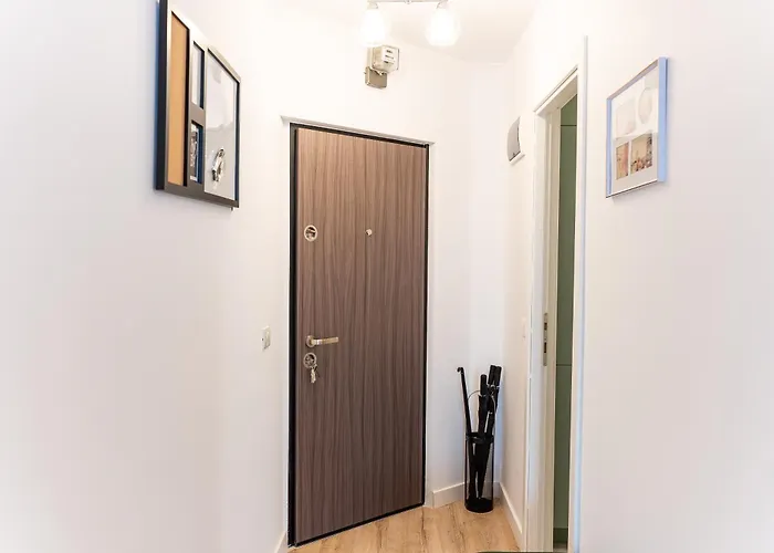 Feel The Paris With C&a - By Openhouse *