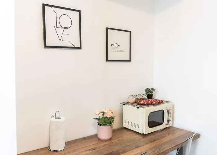 Feel The Paris With C&a - By Openhouse Timişoara